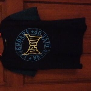 TAP OUT. BOYS SHORT SET SIZE 8